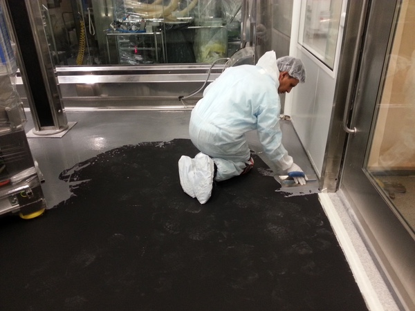 Pavimentos para Industrias: Soluciones Duraderas y de Alta Calidad para Entornos de Trabajo Exigentes