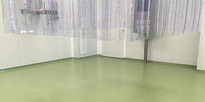 Pavimentos Antibacterianos: Superficies Continuas para Espacios que Exigen Higiene Total